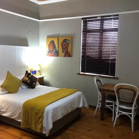Above The Harbour Solar-Powered Accommodation Mossel Bay Exterior photo