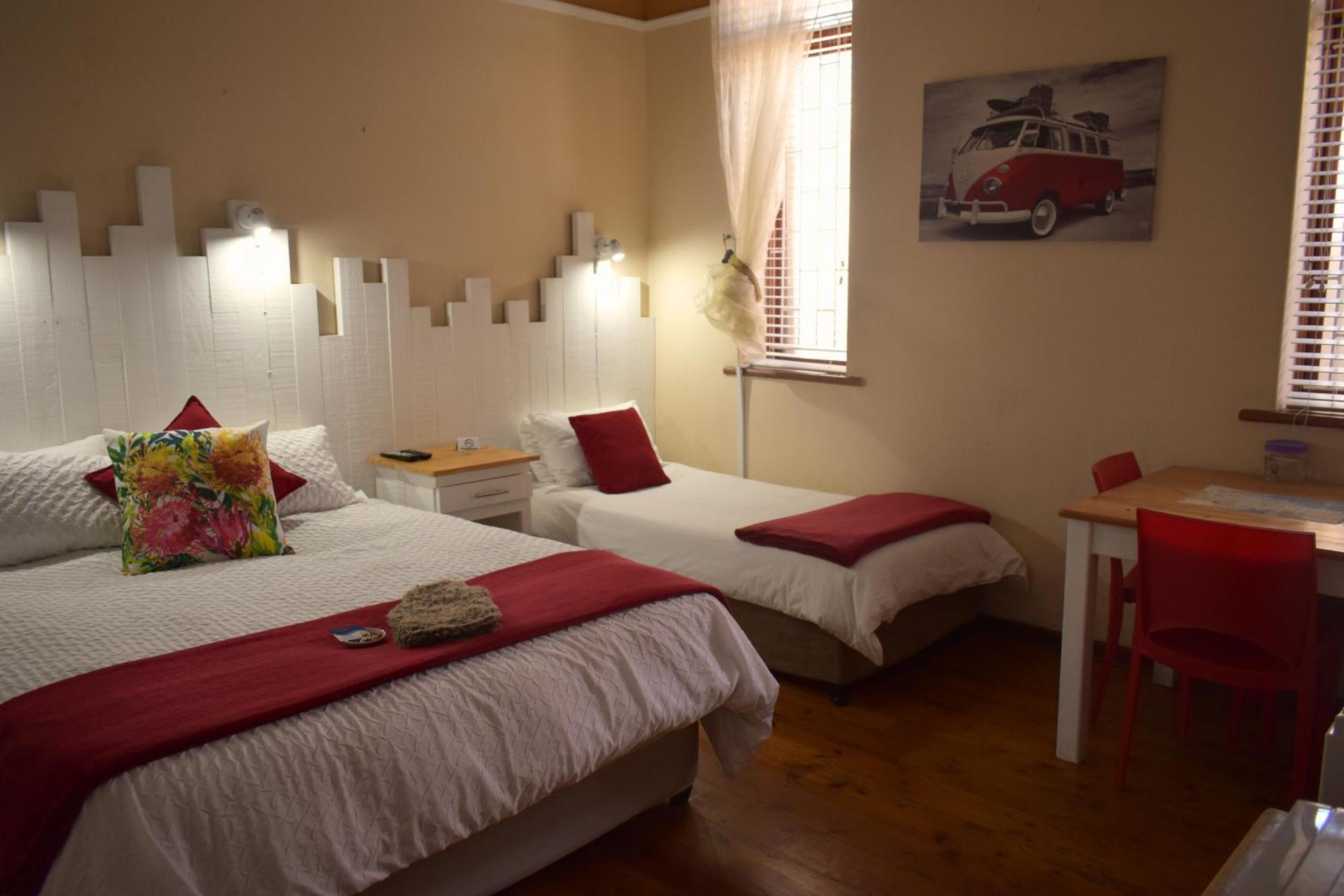Homestay Above The Harbour Solar-powered